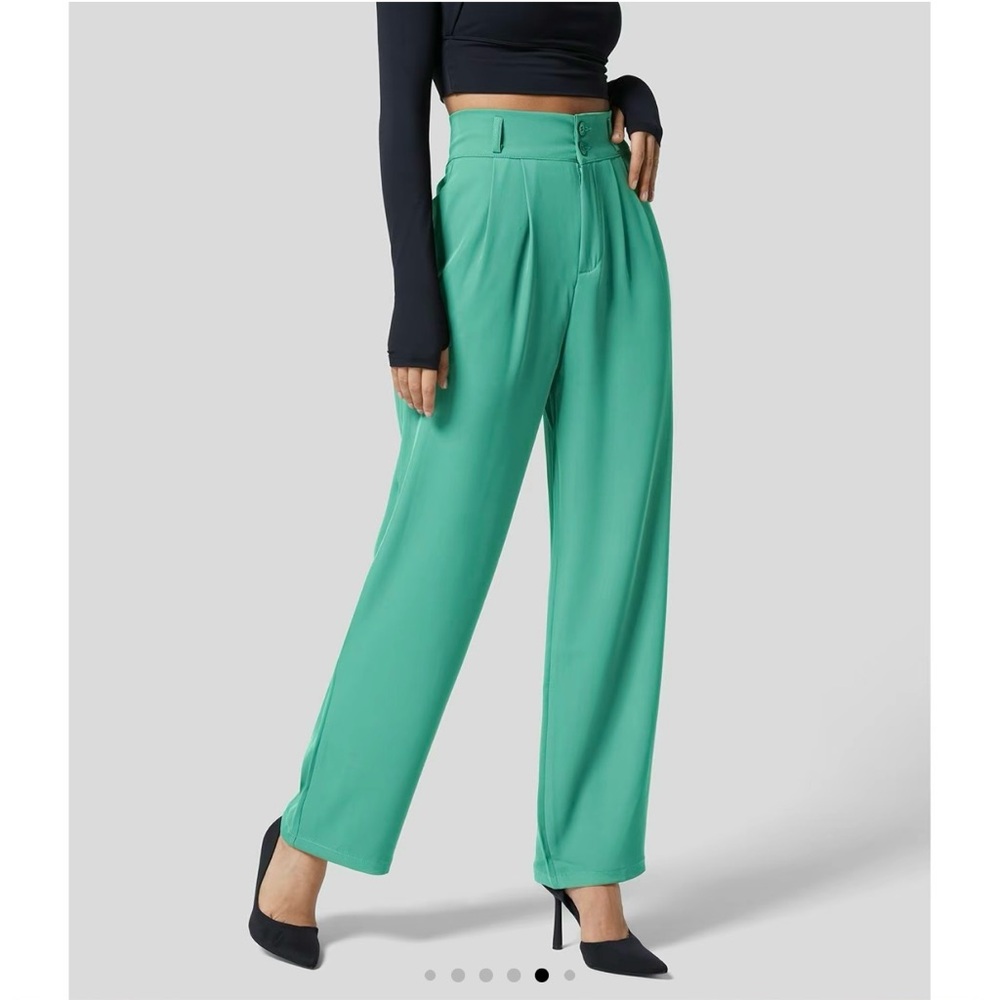 HALARA Wide Leg Pants in Green
